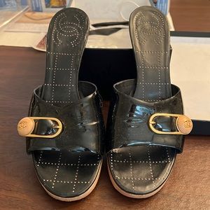 Patent leather black miles